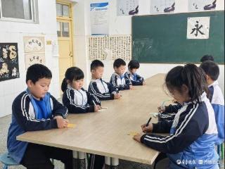 广平镇麻庄小学书法校本课程阶段性成果展示侧记