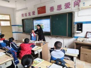 “教”以潜心 “研”以 致远—广平镇中心学校开展数学教研活动