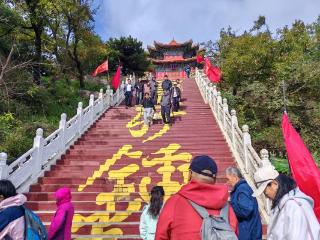 景区经济的“舍”与“得”