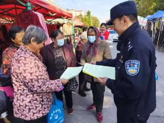 济南市莱芜区牛泉镇：禁毒宣传赶大集 服务群众零距离