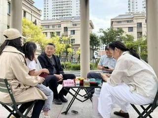 日照经开区秦皇岛路社区：“书记茶摊”唠出文明新风