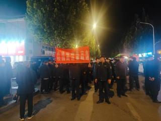【城管进社区】济南市莱芜区凤城街道：多部门联动共治西秀大街占道经营，整治行动获实效