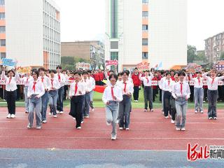 石家庄市第四十中学第50届田径运动会成功举办