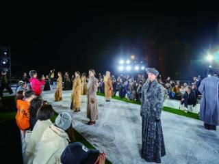 南京国际时装周 云端大秀开启