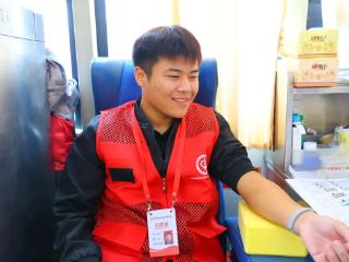 郑州体育职业学院无偿献血活动收官，241名师生为生命续航