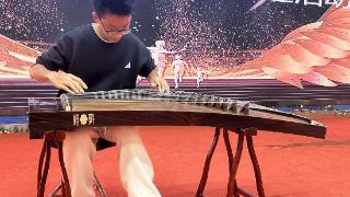 官士墩中学“艺术小人才”选拔赛点亮学生潜能