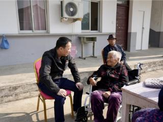 情暖“重阳”书写敬老篇章