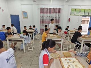 新余市渝水区南安中学举行象棋比赛活动