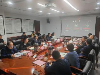 上海酷琇文化创意有限公司董事长、总制作人徐武江一行到济宁太白湖新区洽谈项目合作