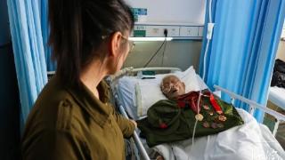 九旬老兵急需输血 爱心市民接力献上“生命之光”