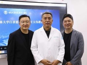 突破“微”来，舒适先行——烟台毓璜顶医院成功开展无鞘微导管技术引领介入治疗新纪元