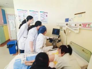 肠套叠“解套”有新法！小儿普外科无辐射温水复位，解除“大肠包小肠”