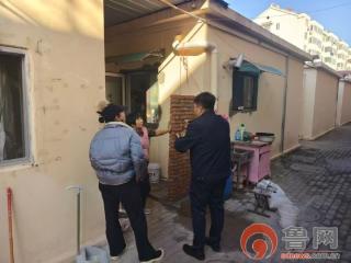 胶州：居民私搭乱建 综合行政执法及时“亮剑”