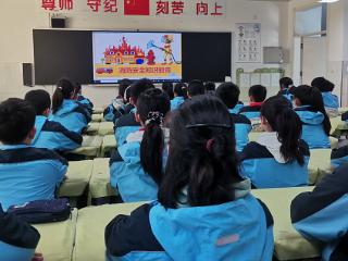 莒南县第二小学举行“筑牢安全线、安全伴我行”主题活动