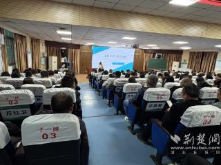 从校园到家庭 这所中学以共育实践促教育均衡