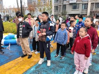 2025年烟台市社区运动会走进高新区滨河社区