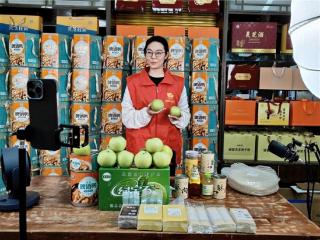 山东冠县：盘活“梨经济”助力乡村振兴