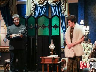 记者走基层｜“红楼”研学游 “圈粉”银发族