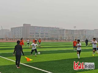 2025年邢台市中学生足球联赛总决赛在宁晋县举办