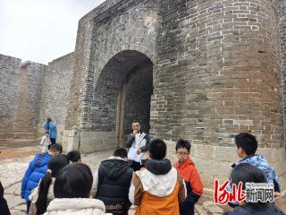 “我在秦皇岛读长城”系列阅读活动走进卢龙古城