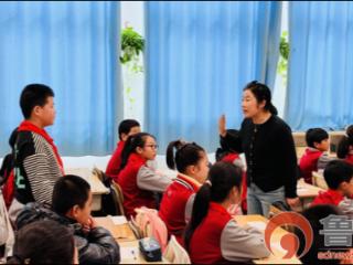 【全环境立德树人】胶州市开展“阳光心灵工程——心理讲堂进校园”活动