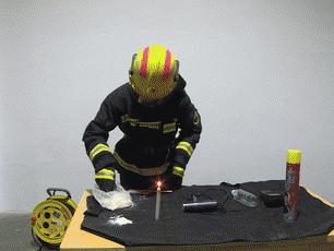 生活用品使用不当也会“惹火”！十堰消防现场实验