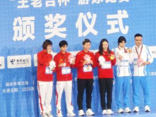 “泳”者无畏！16岁河南小将吴若欣摘银