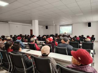 滨城区梁才街道社区卫生服务中心开展健康教育讲座及健康义诊活动