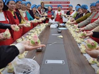 社会主义核心价值观五融入 | 莒南县朱芦镇妇联举办“巾帼家政进乡村”之花样面点培训活动