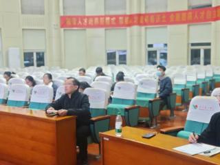 临沂四中“青未了”读写团队举行10月份读书分享会