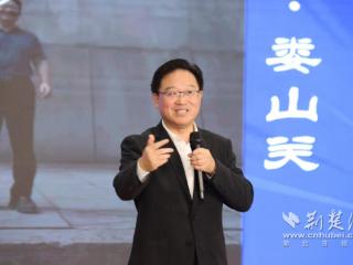 江汉教育在思政课中讲好“中国故事”