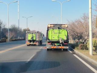 廊坊开发区公用事业管理局开展冬季落叶专项清扫行动