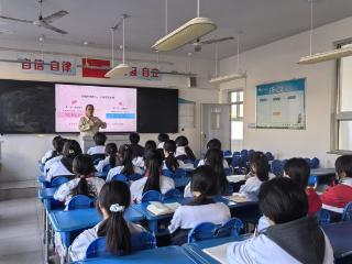 山东省淄博市第十中学举行2025年心理委员培训