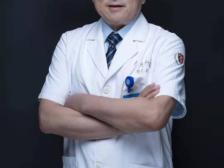 11月21日（本周五）上午，青岛大学附属医院口腔种植杨建军教授、口腔正畸陈杰教授来青岛西海岸第二医院坐诊，预约从速