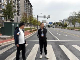 上饶市信州区茅家岭街道：代表聚焦校园周边交通 筑牢学子安全出行防护线