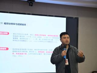 上饶市广信农商银行开展短视频宣传小组技能培训