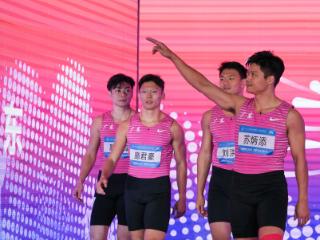 聚焦十五运｜飞人谢幕！