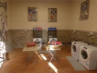 海尔欧洲在意大利开设公益洗衣房