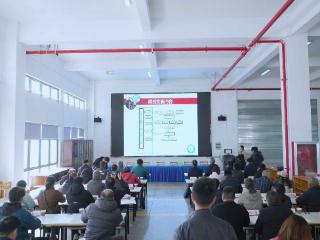 江苏省现代农业关键技术集成与示范推广项目“蔬菜绿色智慧生产技术集成与示范推广”启动会在苏州召开