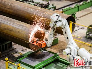 中油宝世顺公司一个半月交付“长石线”钢管超2万吨