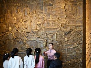 博物馆里听故事品文化