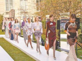 厦门理工学院陈宇：让惠安女服饰文化 走上巴黎时尚舞台