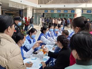 淄博市中心医院内分泌科举办联合国糖尿病日义诊活动