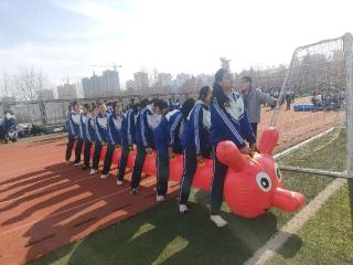 在协作中奔跑 让青春更有力量——济南市莱芜第一中学65级体育赋能活动