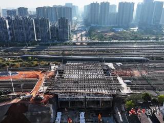 南昌这条大道下穿铁路成功