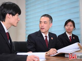 感恩奋进 双争有我｜李硕：心怀百姓冷暖，守护公平正义