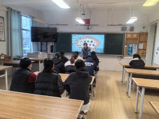 山东省淄博市第十中学初中部初四年级召开家长会