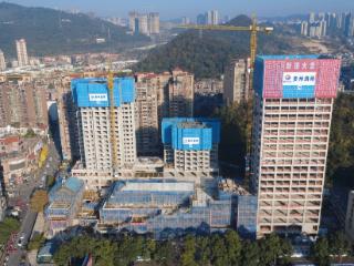 乌当区稻香村房建项目3#楼顺利封顶 高品质建设跑出“加速度”