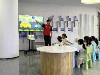 七彩学堂课后赋能多领域课程促儿童全面发展