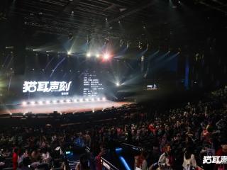 “猫耳声刻”限定版演出引爆热潮，小众广播剧迈向百亿大众市场